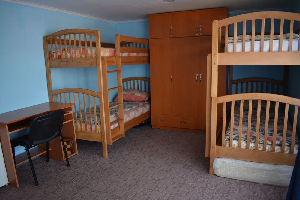 Casa cu etaj cu balcon