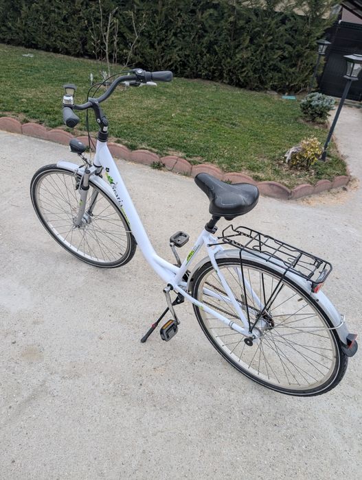 Bicicleta dama viteze în butuc