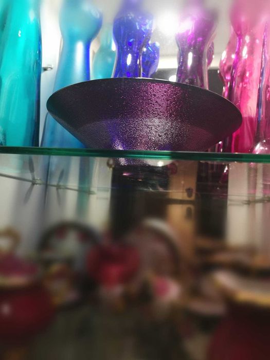 Уникална бохемска ваза винтидж, 1972 г марганцево стъкло Чехия