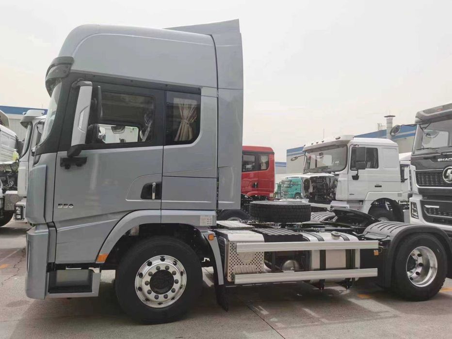 SHACMAN X5000 4x2 тягач автомат коробка сотувда