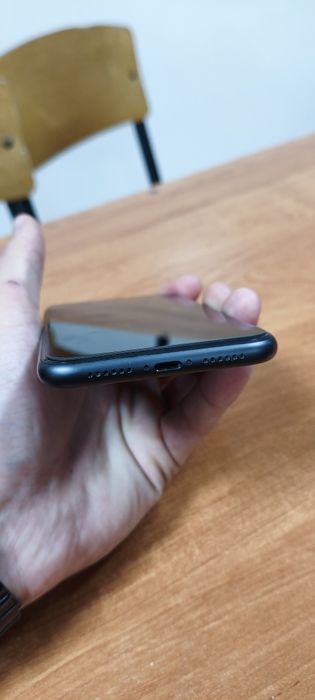 Продам айфон 11 128гб