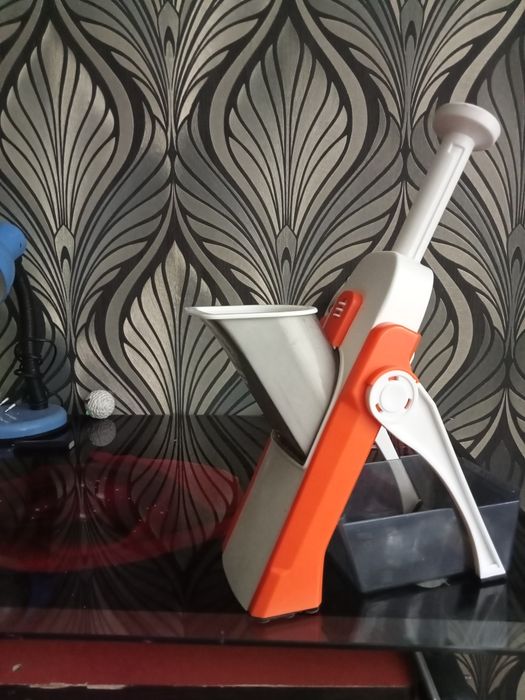 Продам овощерезку мультислайсер