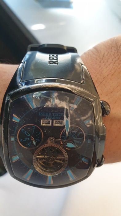 Наручные часы Reef Tiger