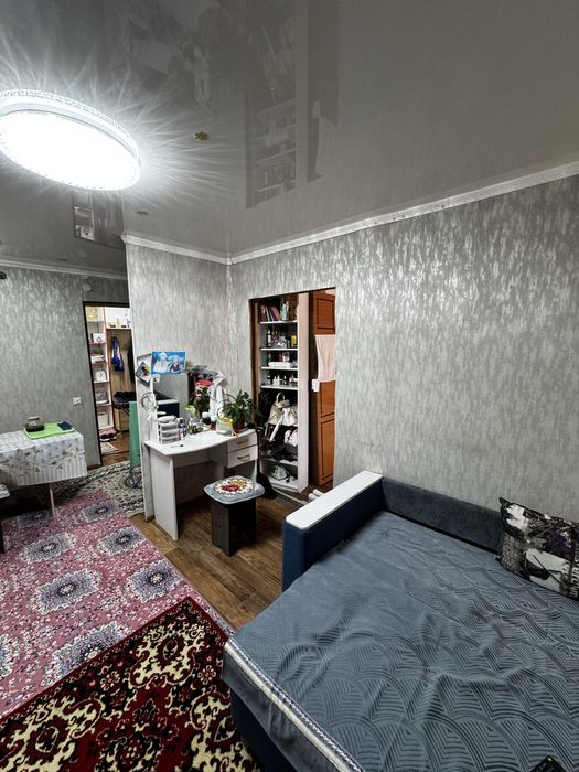 Продается 1 комната бывший общежитие