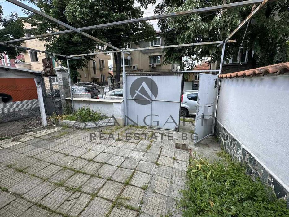 Продава се Етаж от къща в Пловдив, Център - 65 кв.м за 3231 €/кв.м - Снимка #14