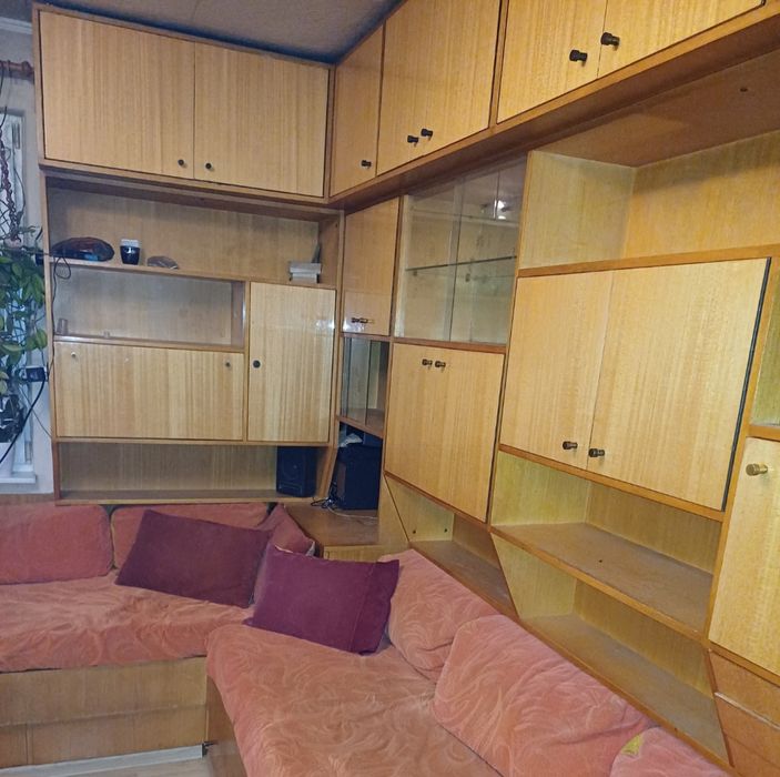 Продавам ъглова секция без леглата. Много добро състояние