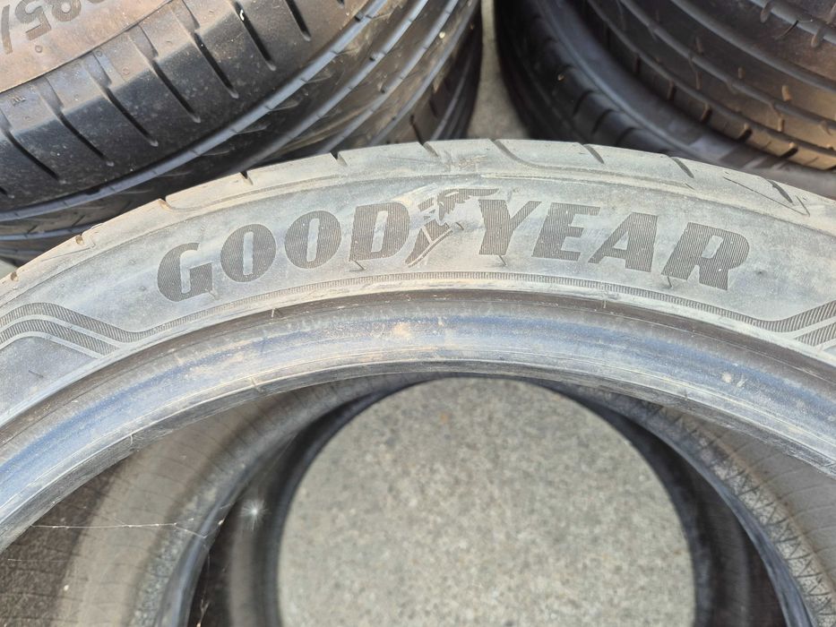 2 Anvelope de VARA - 295/35/21 107Y - GoodYear SUV - Stare F BUNA - DOT 2019 !