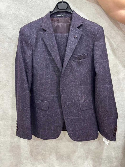 Продам мужской костюм