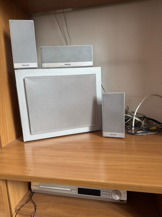 Домашний кинотеатр / колонки Philips