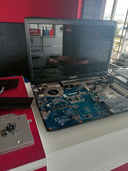 Laptop Samsung R70