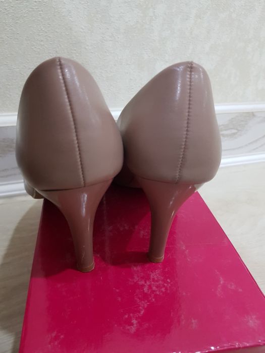 Туфли 35 размер как новые