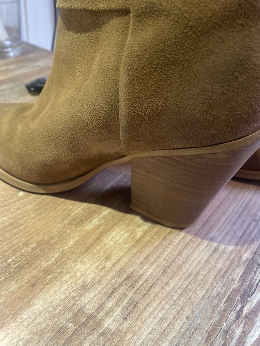 Страхотни боти- кафяв набук GAS топли отвътре 37 номер