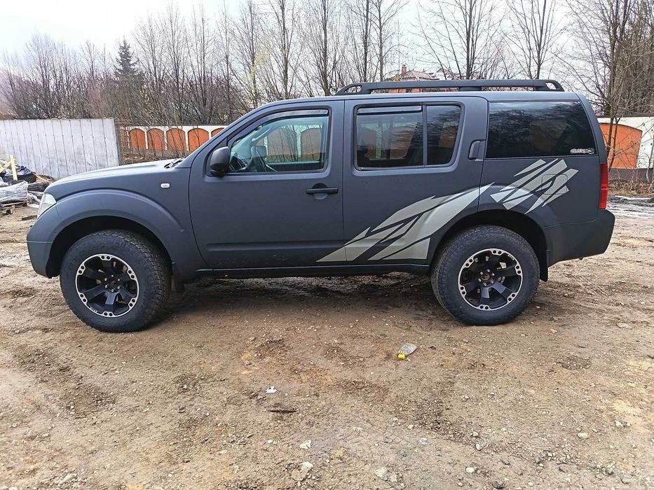 Nissan Pathfinder vanzare-schimb