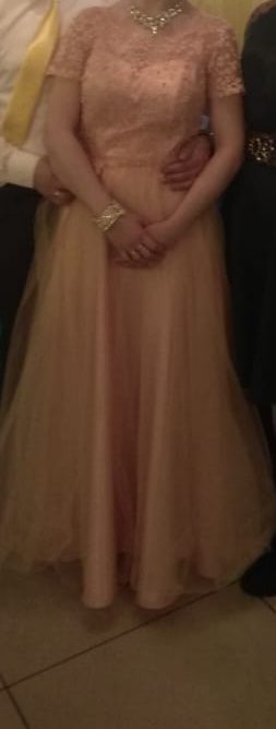 Продам платье свадебное -выпускной