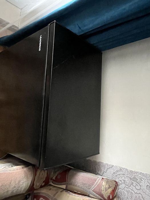 Продам морозильник Leadbros