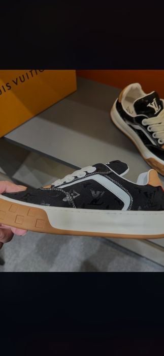 Pantofi sport Louis Vuitton, model 2026