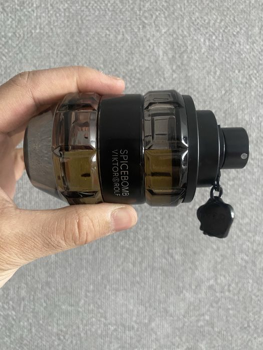 парфюм spicebomb