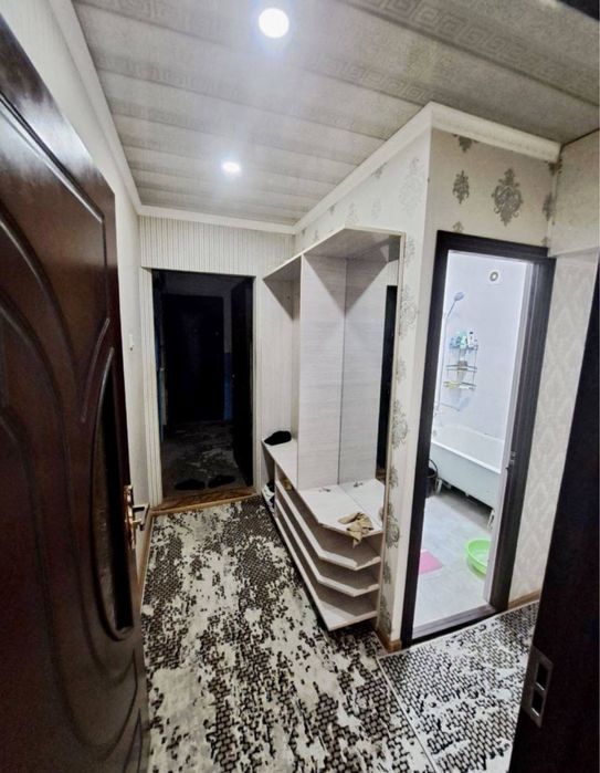 Срочно здаеться в Аренду 2-ком квартира городе Чирчике районе Октьябрь