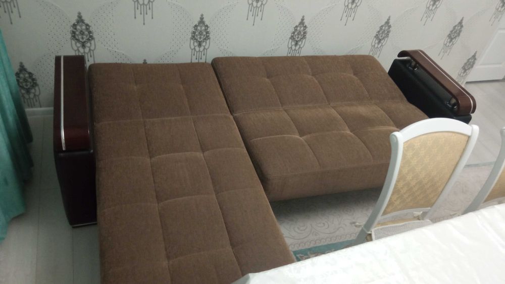 Угловой раскладной диван