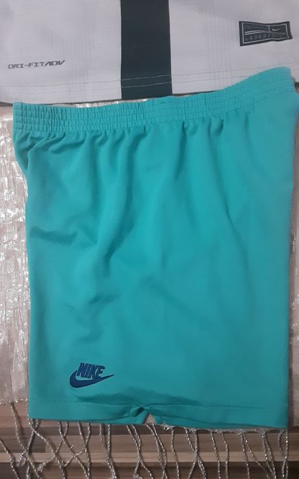 (S 122-128) ) NIKE детски  оригинален екип