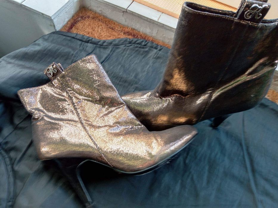 Botine argintii de ocazie