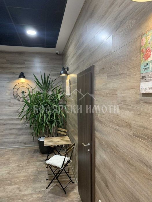 Дава се под наем Двустаен апартамент в Велико Търново, Център - 70 кв.м за 408 € - Снимка #12