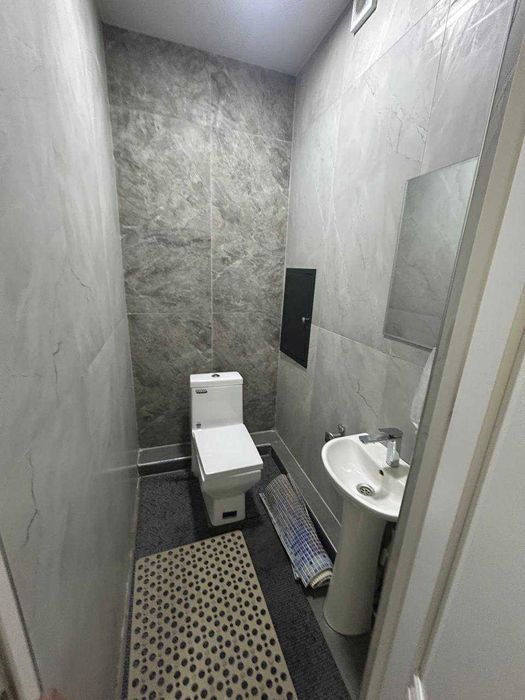 3/6/16 Метро Косманавтлар Яккасарой тумани МВД орқасида ўзимни уйим