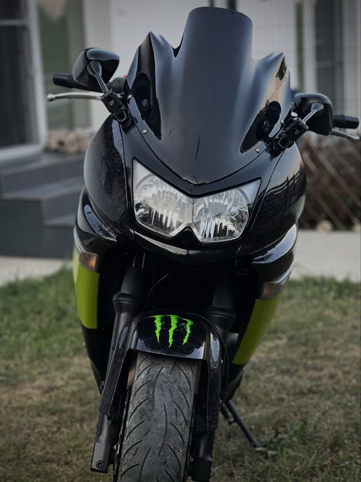 Kawasaki Er6F limitat A2