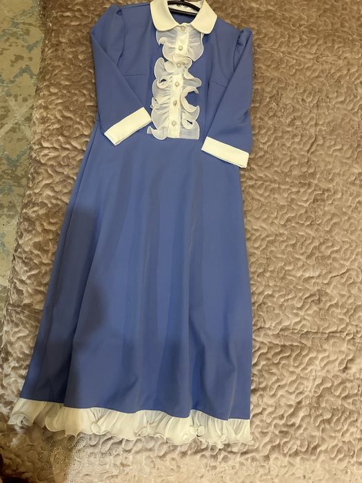 Көк түсті көйлек