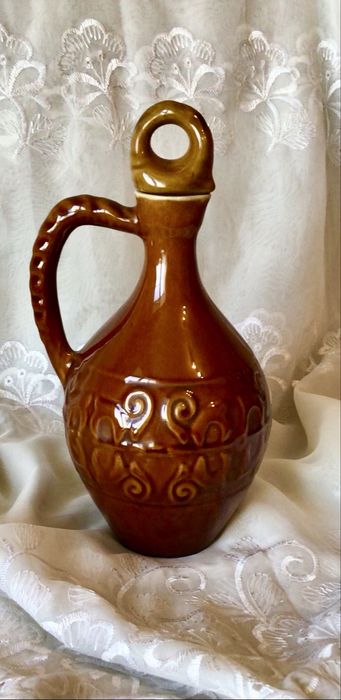 Посуда, подарки.