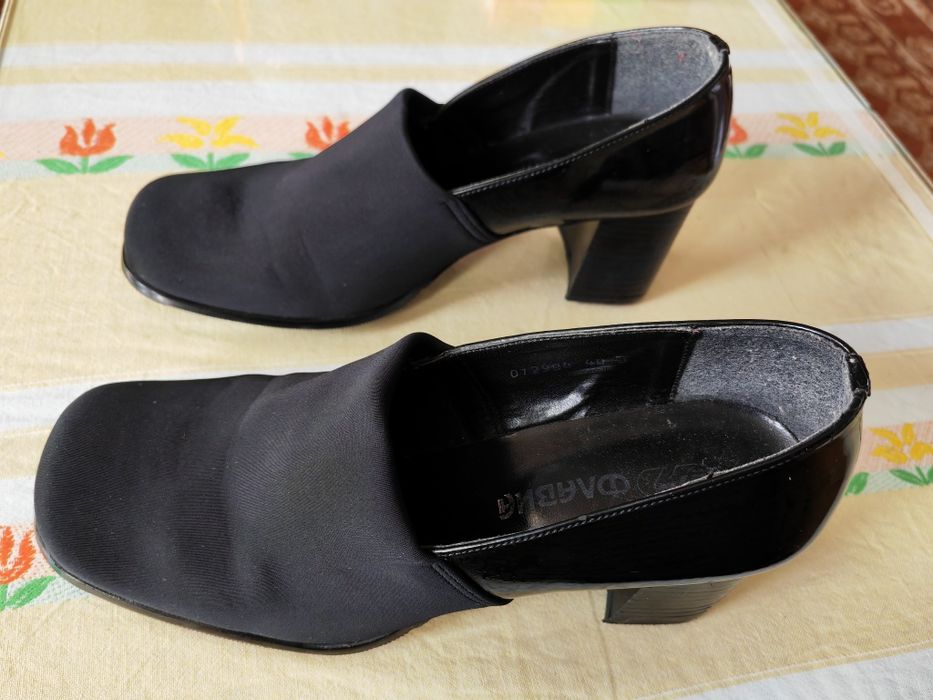 Продавам дамски обувки на ток, 40 номер