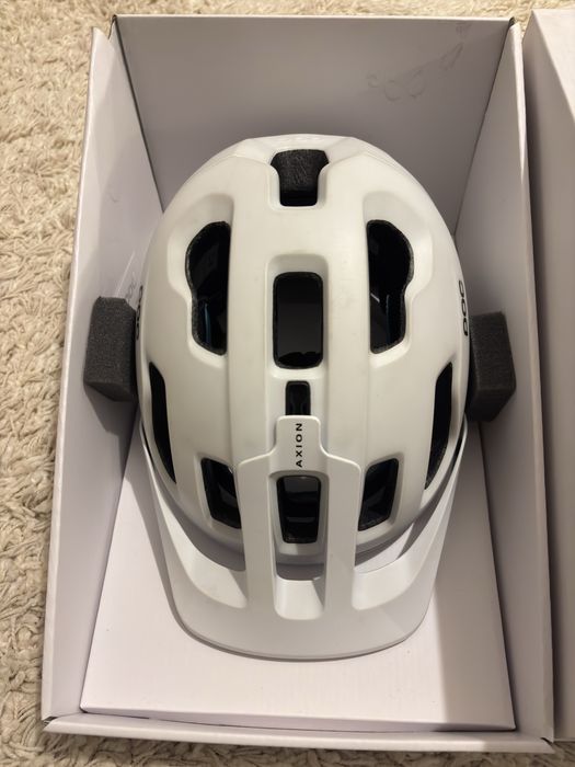 Cască MTB POC Axion SPIN – XS (51–54 cm) –Stare foarte bună cu factura