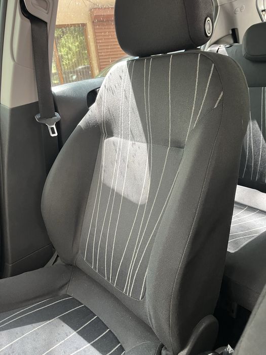 2 бр.  комплекта салони за corsa d