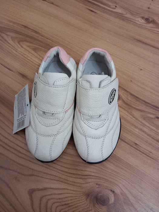 Детски маратонки за момиче, естествена кожа