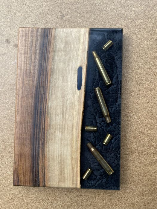 Дъски + подложки от орех и епоксидна смола