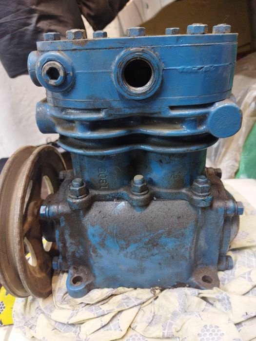 Компрессор К 700 , ЗИЛ,