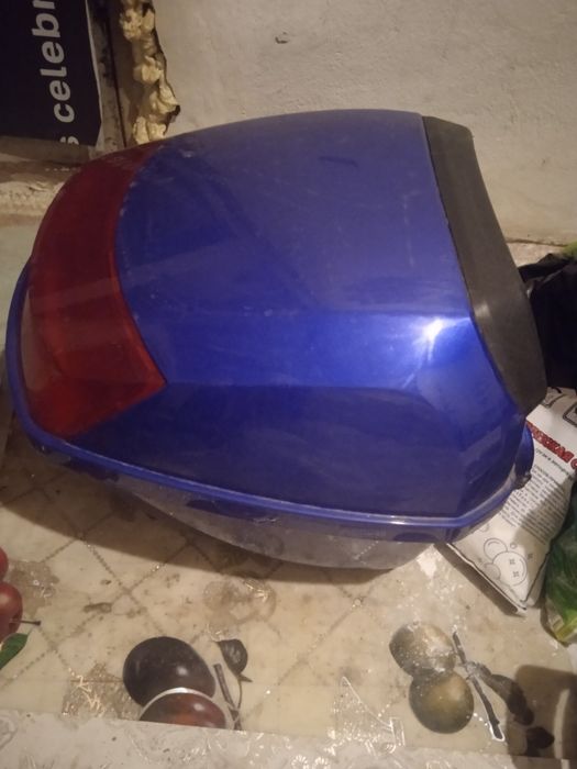 Продам багажник для мото,кофр.