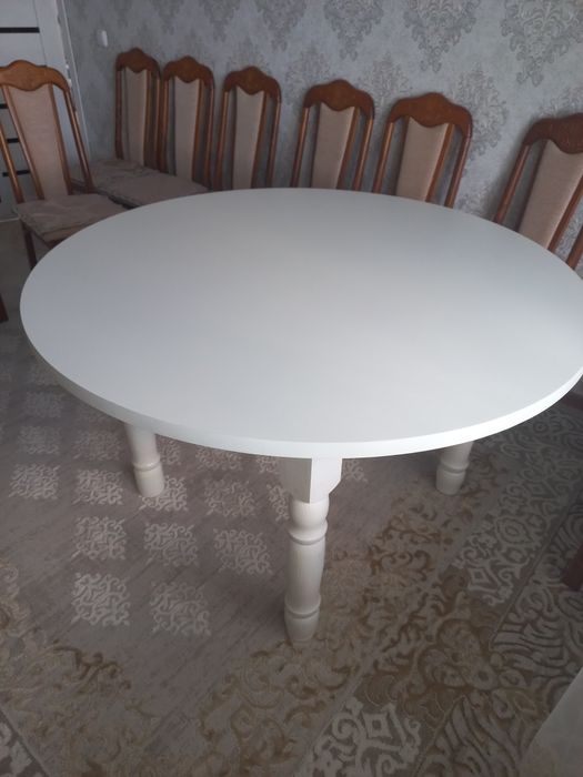 Стол для гостиной