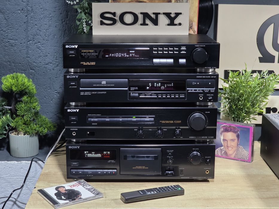 Linie audio SONY, amplificator ta-f235r, cd player cdp-297, tuner st-s211, deck  tc-k311 telecomanda  hifi stereo sistem