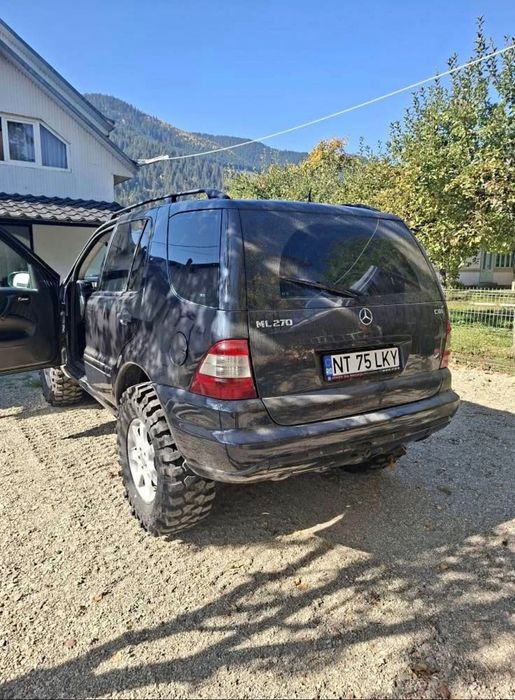 MERCEDES-BENZ ML-Class