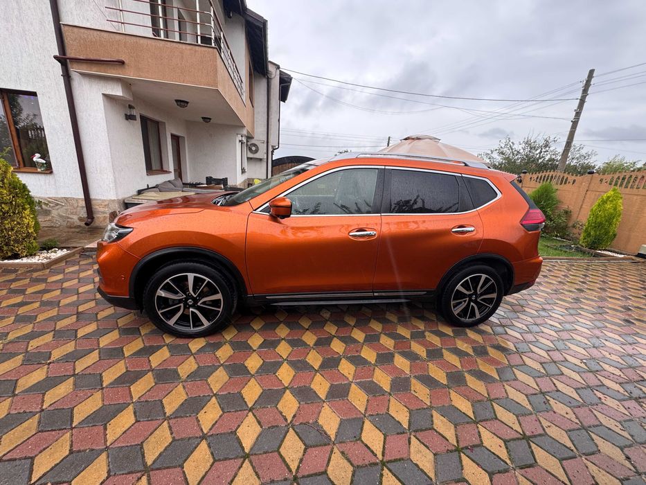 Продавам Nissan X-Trail 2018