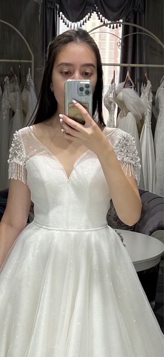 Сверкающее свадебное платье