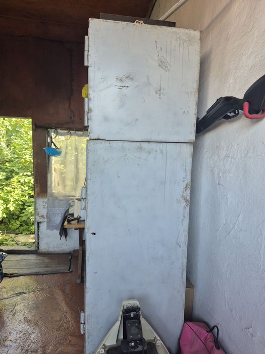 Шкаф сейф железный