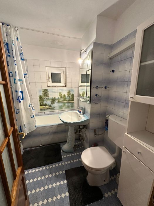 Apartament cu 3 camere, spațios