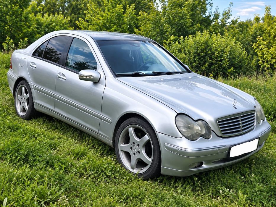 Продам Мерс w203, 2003гв