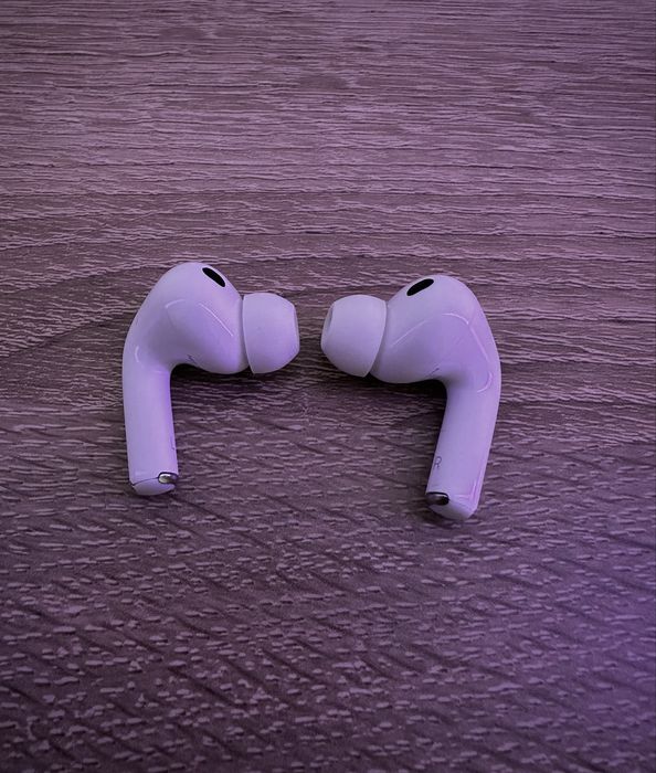 Продавам безжични Bluetooth слушалки AirPods Pro 3 ANC | 3rd Generation | Слушал