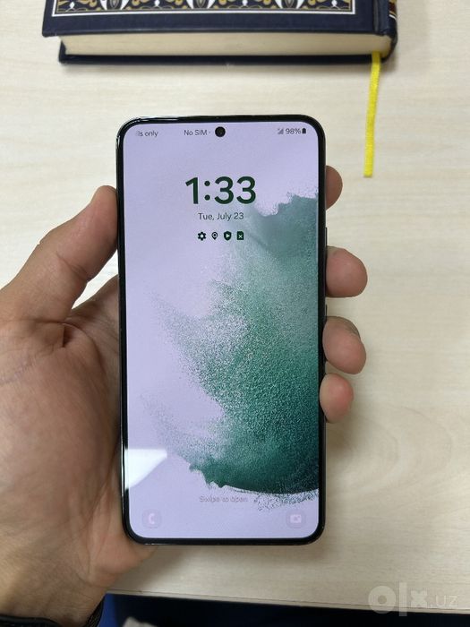 Yaxshi holatdagi samsung s22 sotiladi