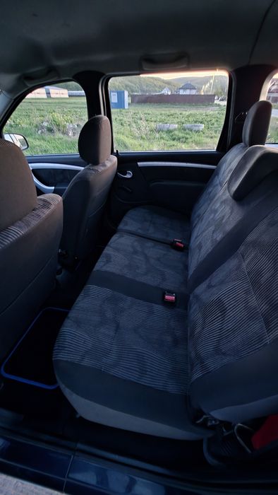 Dacia Logan mcv Laureate an 2011 euro 5 1.5 diesel model export