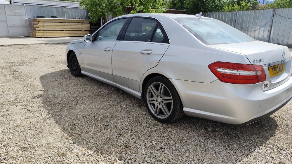 На части Мерцедес Е класа W212  2010г   350 CDI 231кс