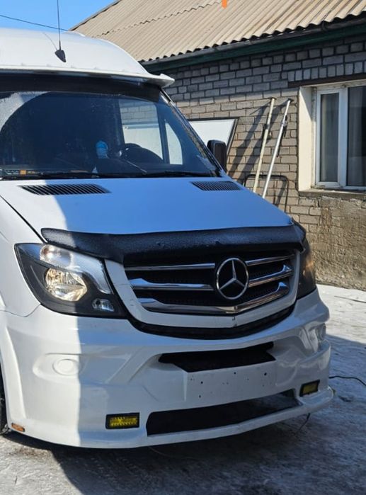 Продам бампер Мерседес спринтер